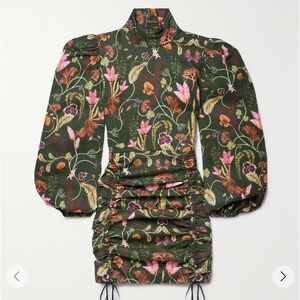 ISO: Agua by Agua bendita